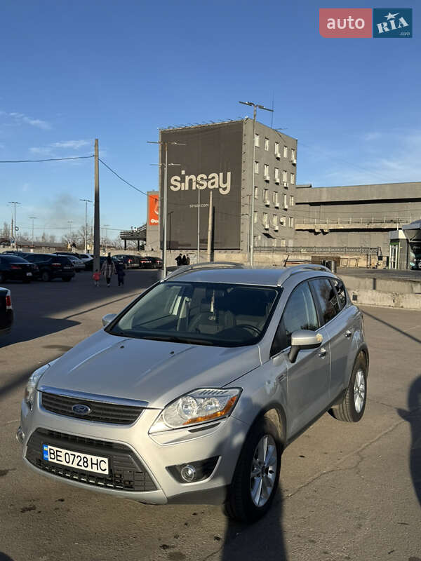 Ford Kuga (2012)