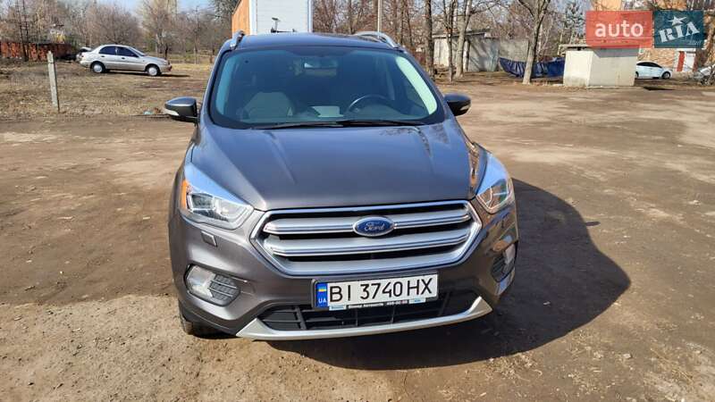 Ford Kuga (2016)