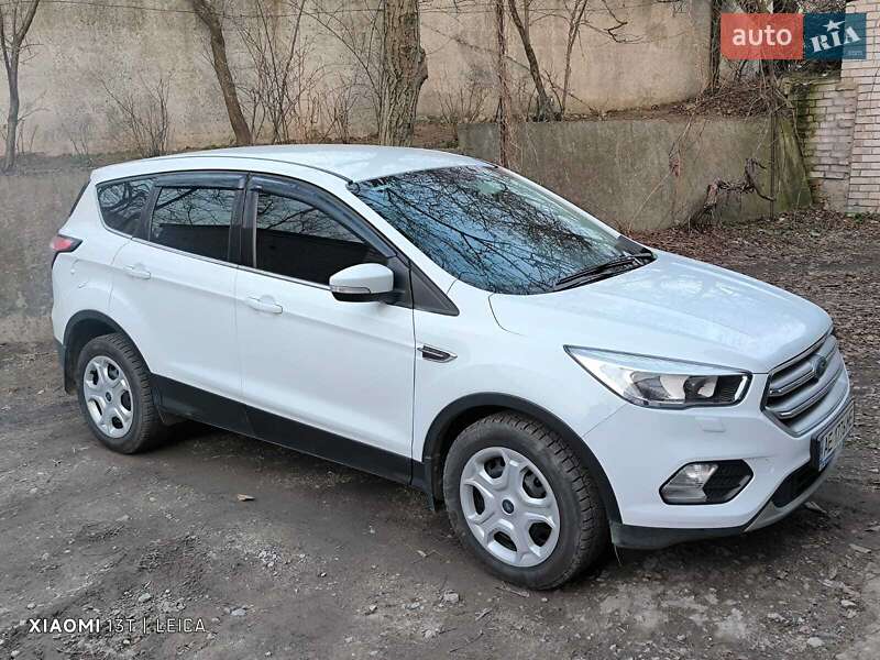 Ford Kuga (2019)