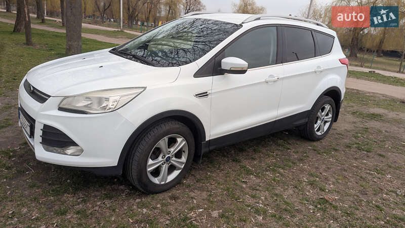 Ford Kuga (2013)