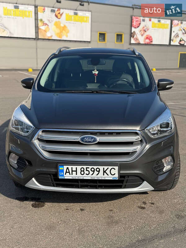 Ford Kuga (2017)