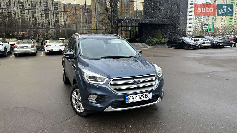 Ford Kuga (2019)