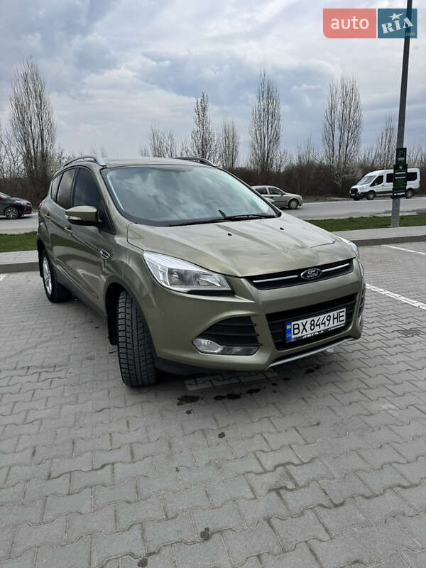 Ford Kuga (2013)