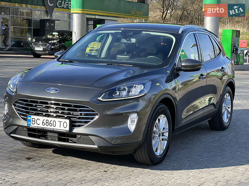 Ford Kuga (2021)