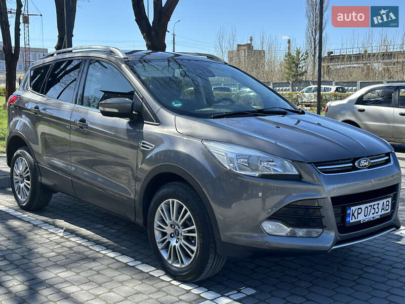 Ford Kuga (2014)