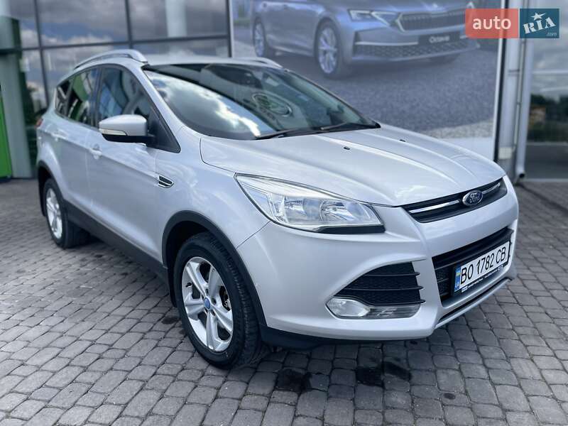 Ford Kuga (2013)