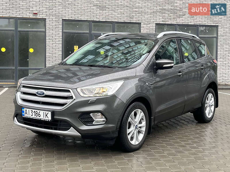 Ford Kuga (2019)