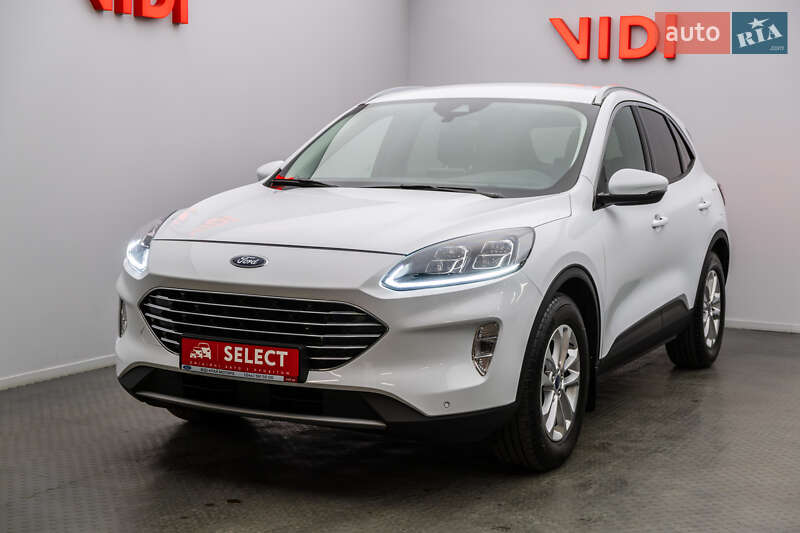 Ford Kuga (2021)