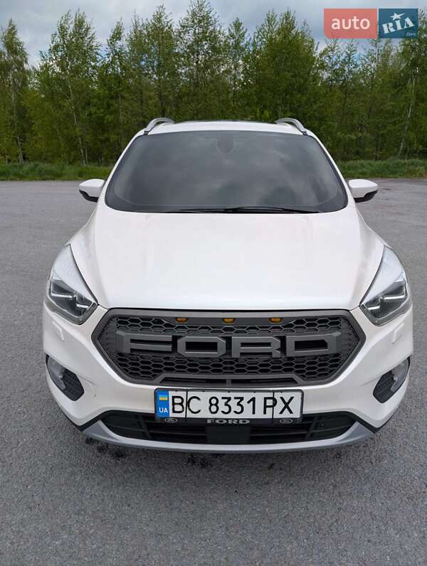 Ford Kuga (2017)