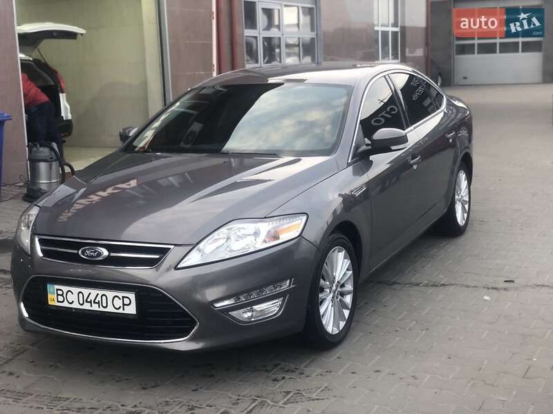 Ford Mondeo (2012)