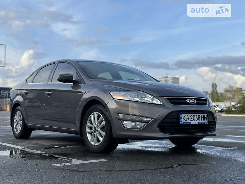 Ford Mondeo (2012)