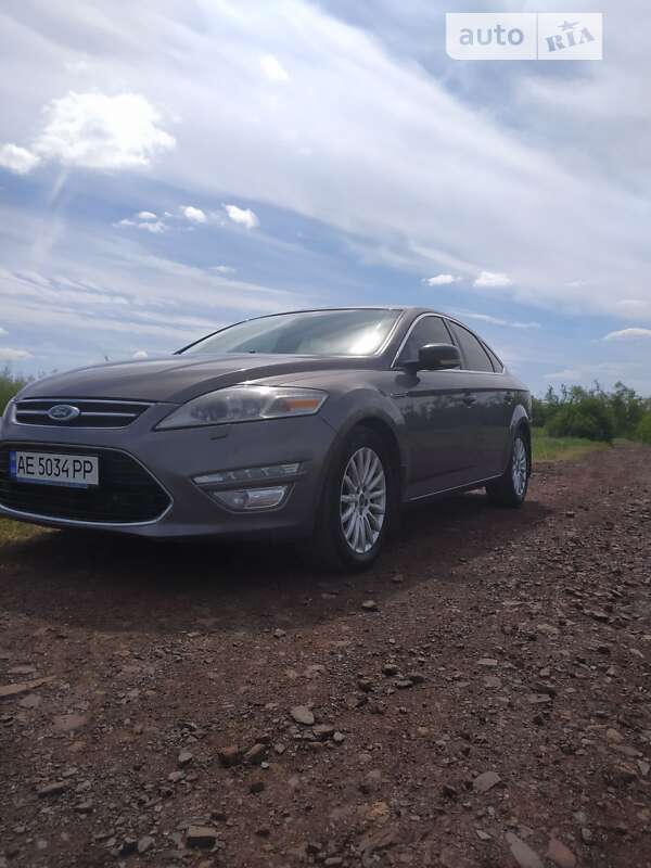 Ford Mondeo (2012)