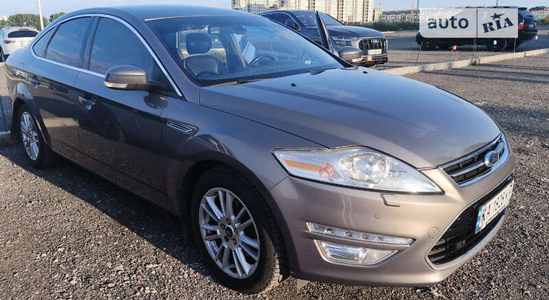 Ford Mondeo (2011)