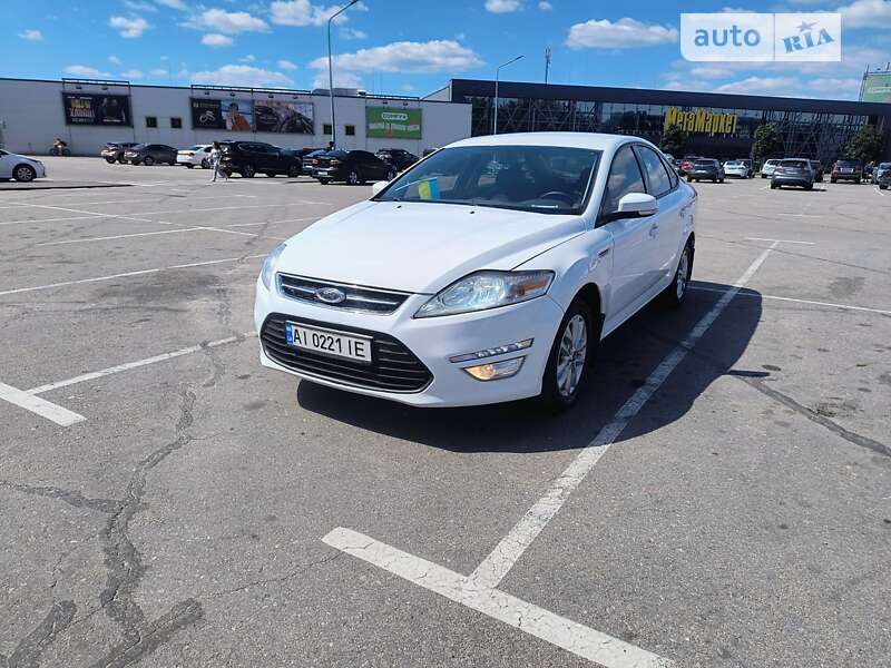 Ford Mondeo (2011)