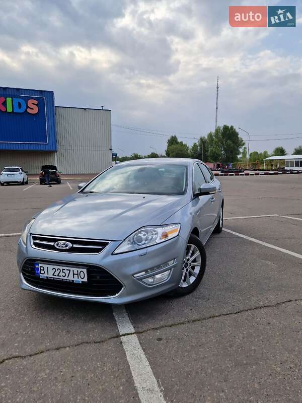 Ford Mondeo (2011)
