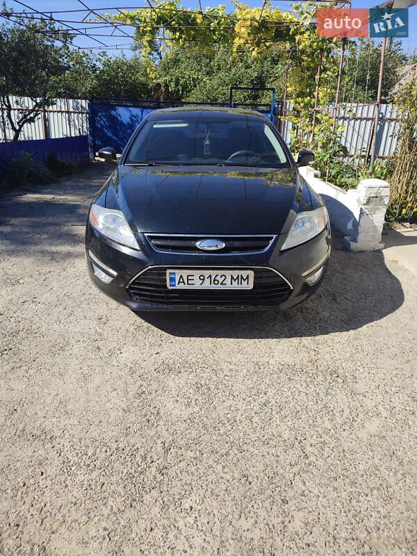Ford Mondeo (2011)