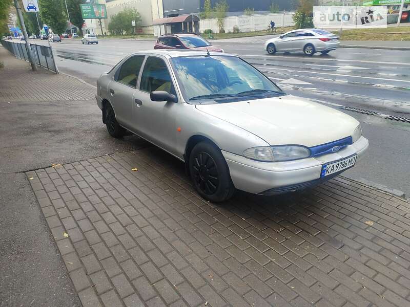 Ford Mondeo (1994)