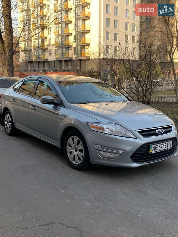 Ford Mondeo (2013)