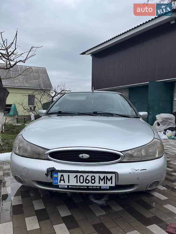Ford Mondeo (2000)