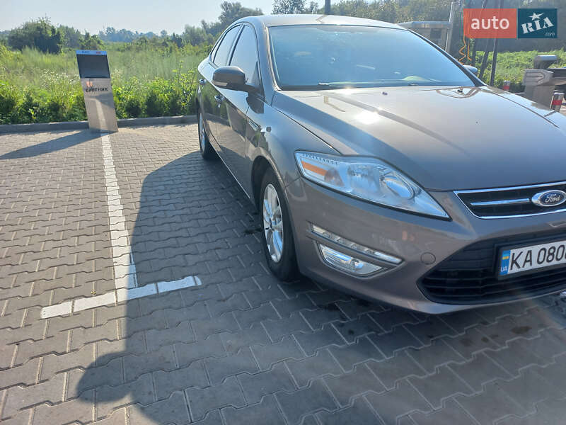 Ford Mondeo (2012)