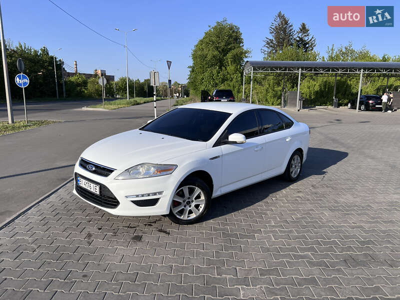 Ford Mondeo (2012)