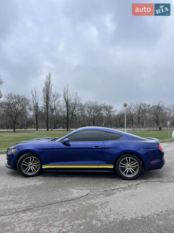 Ford Mustang (2016)