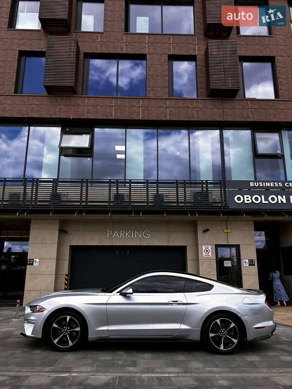 Ford Mustang (2018)