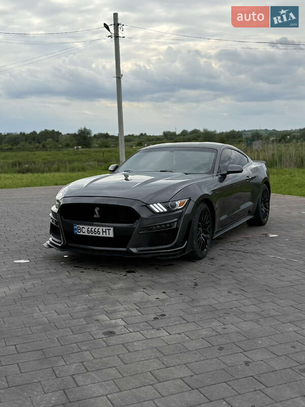 Ford Mustang (2016)