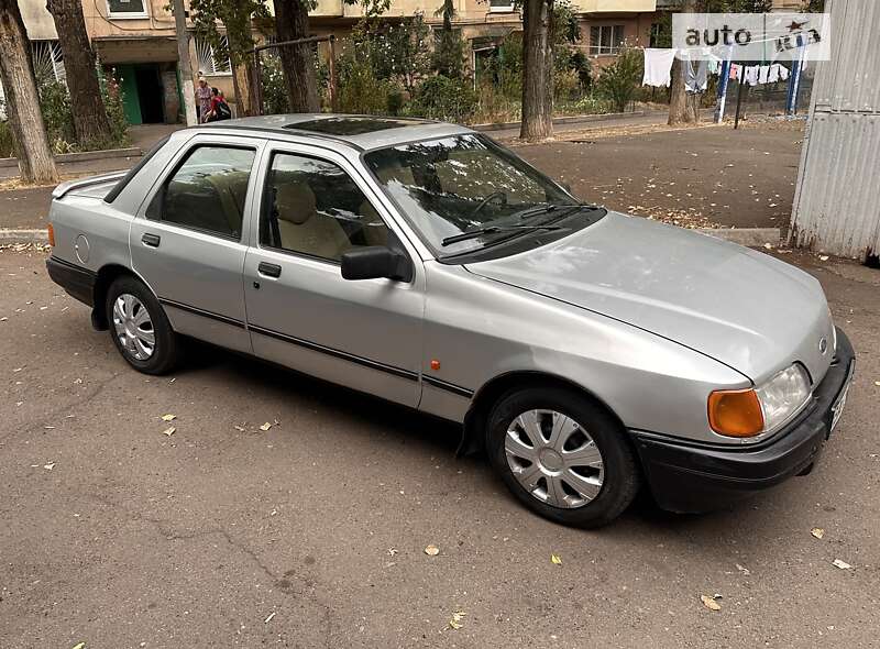 Ford Sierra (1988)