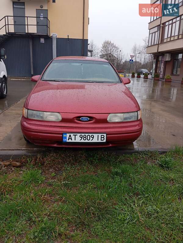 Ford Taurus (1992)