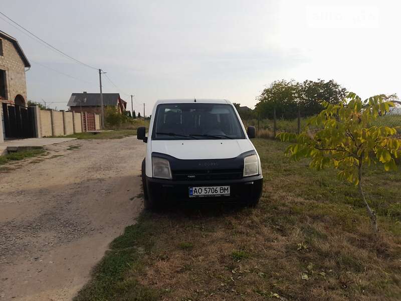 Ford Transit connect 220l (2005)