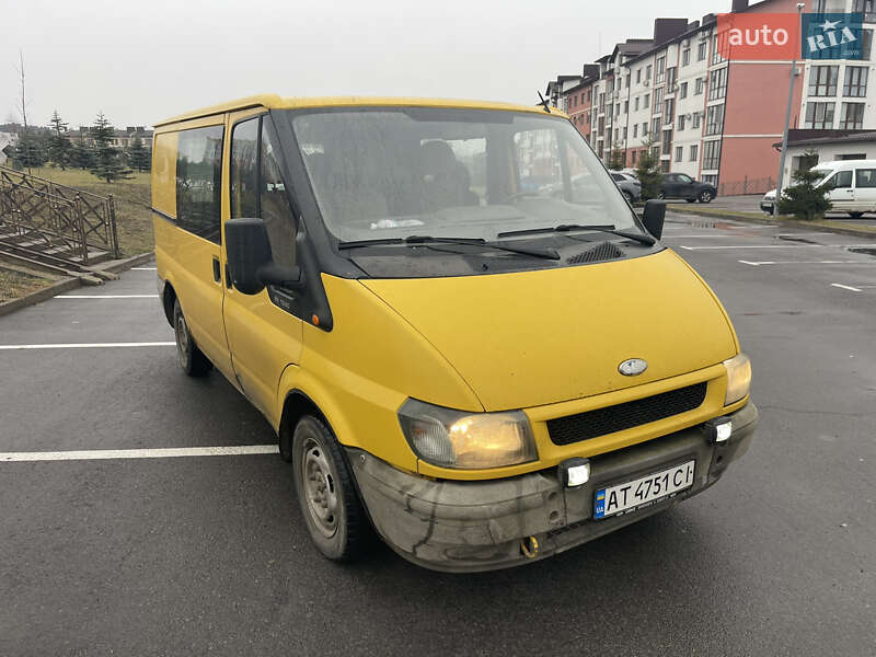 Ford Tourneo connect (2005)