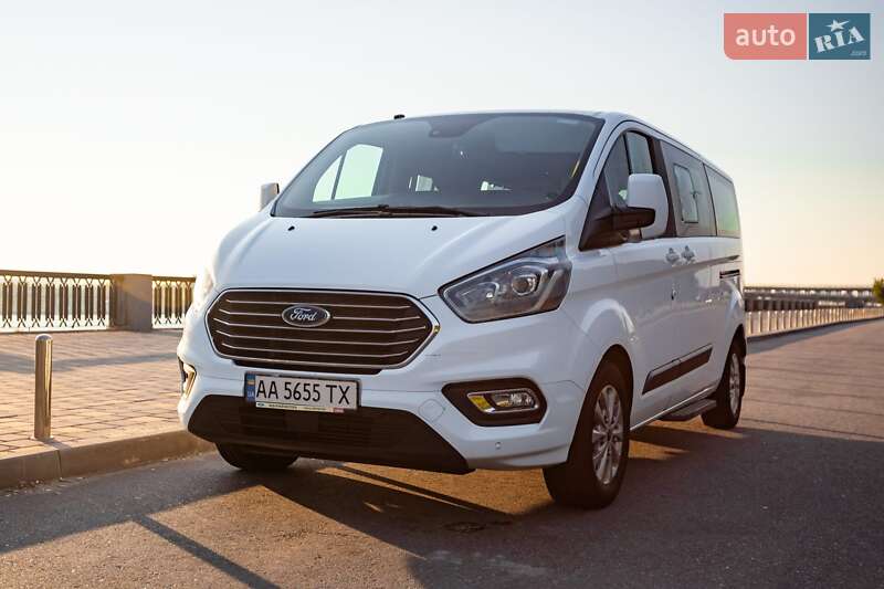 Ford Transit custom (2018)