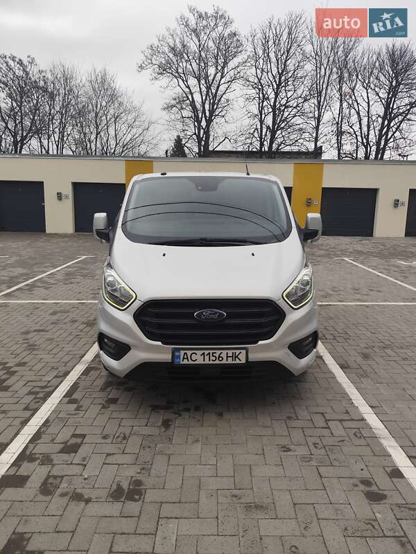 Ford Transit custom (2018)