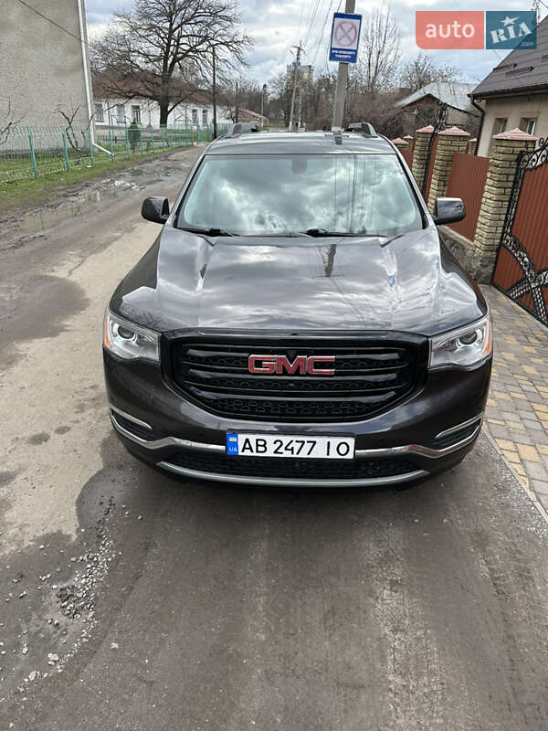 Gmc Acadia (2017)