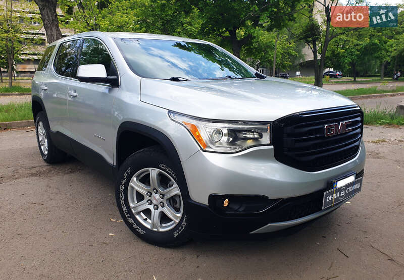 Gmc Acadia (2017)