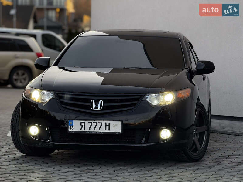 Honda Accord (2009)