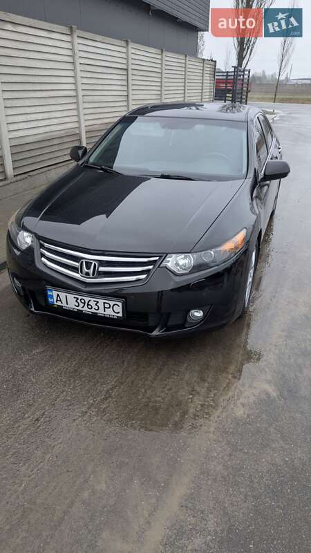Honda Accord (2010)