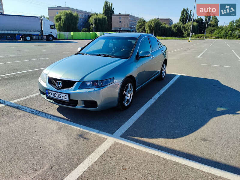 Honda Accord (2004)