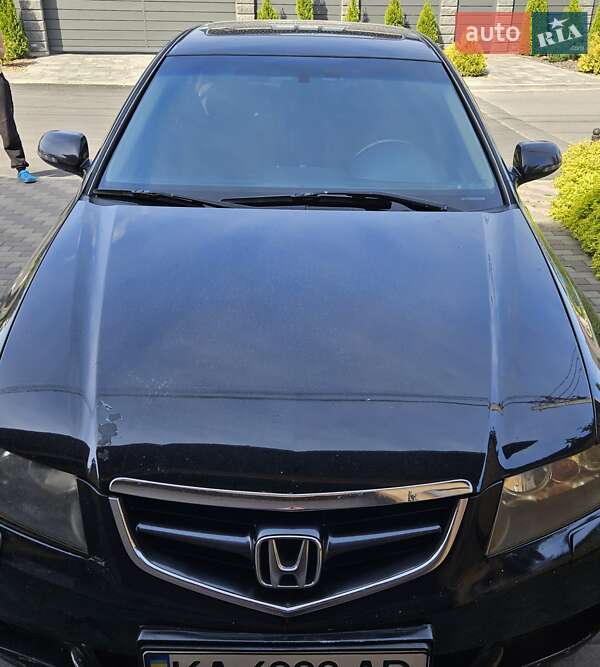 Honda Accord (2005)