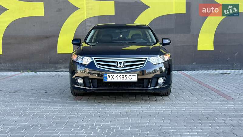 Honda Accord (2009)