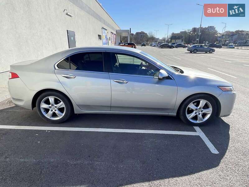 Honda Accord (2008)