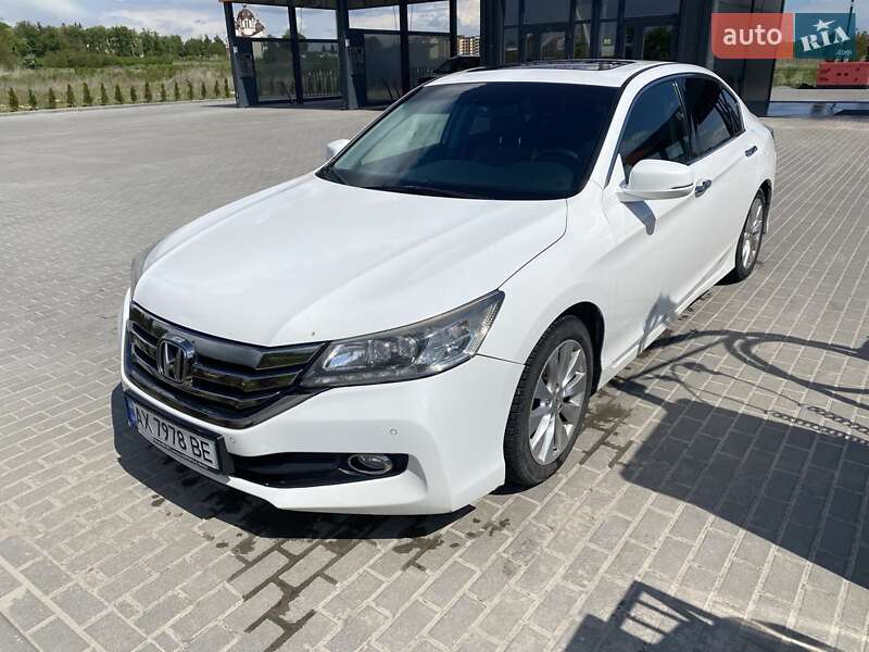 Honda Accord (2014)