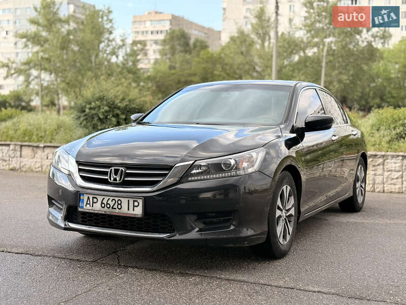 Honda Accord (2015)