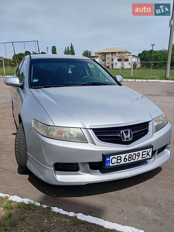 Honda Accord (2003)