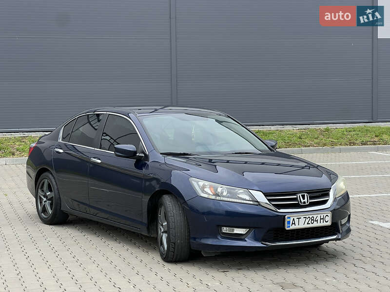 Honda Accord (2015)