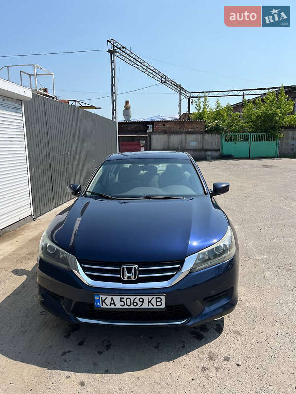 Honda Accord (2013)