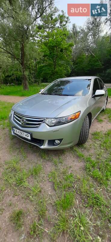 Honda Accord (2008)