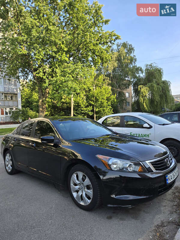 Honda Accord (2008)