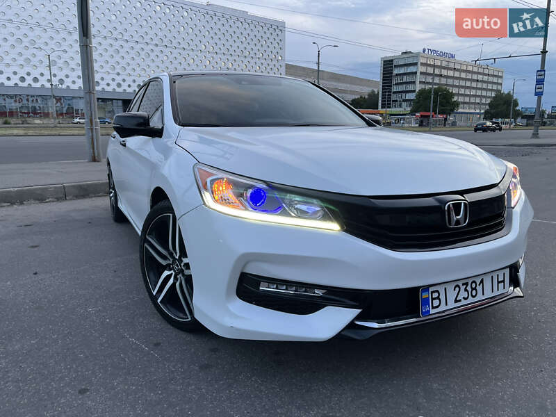 Honda Accord (2017)